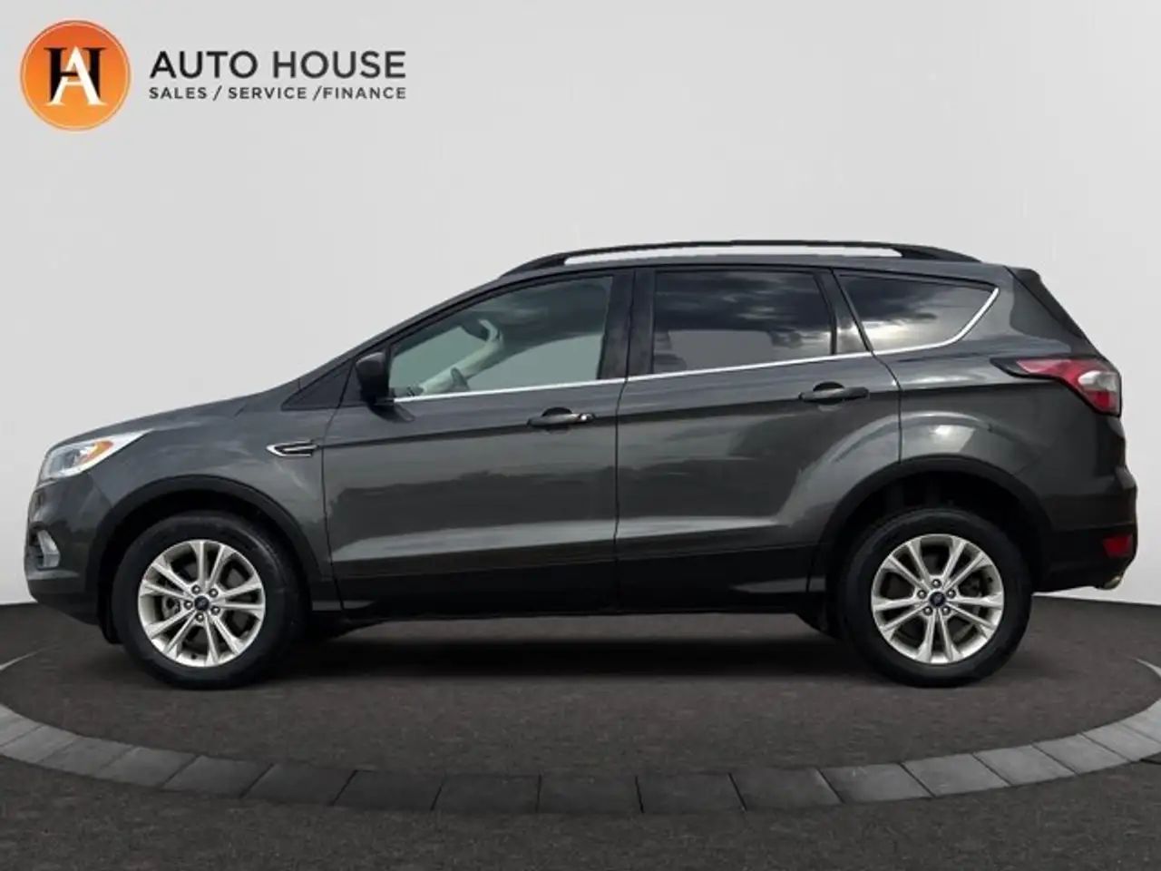 Ford Escape снимка Ford Escape