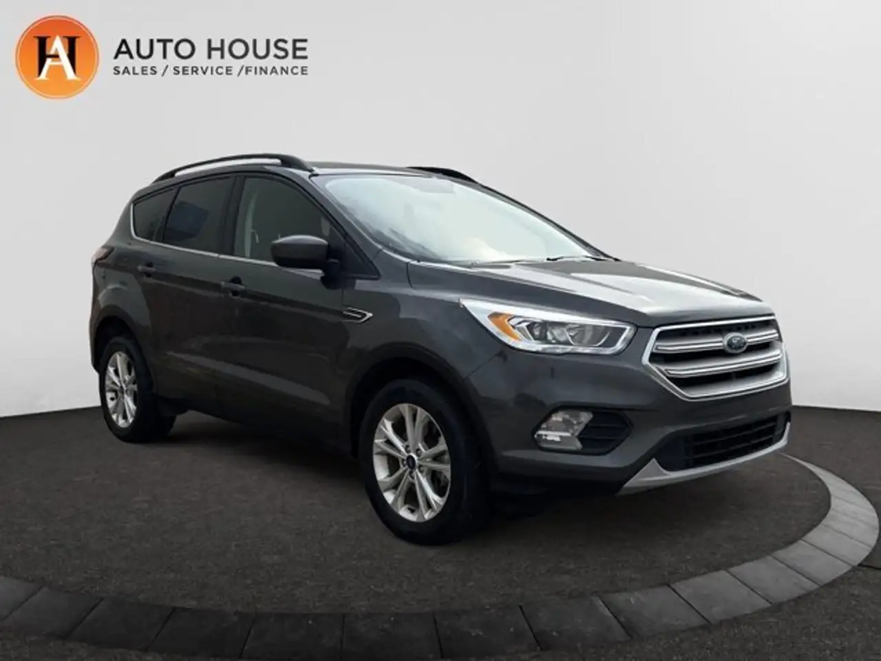Ford Escape снимка Ford Escape