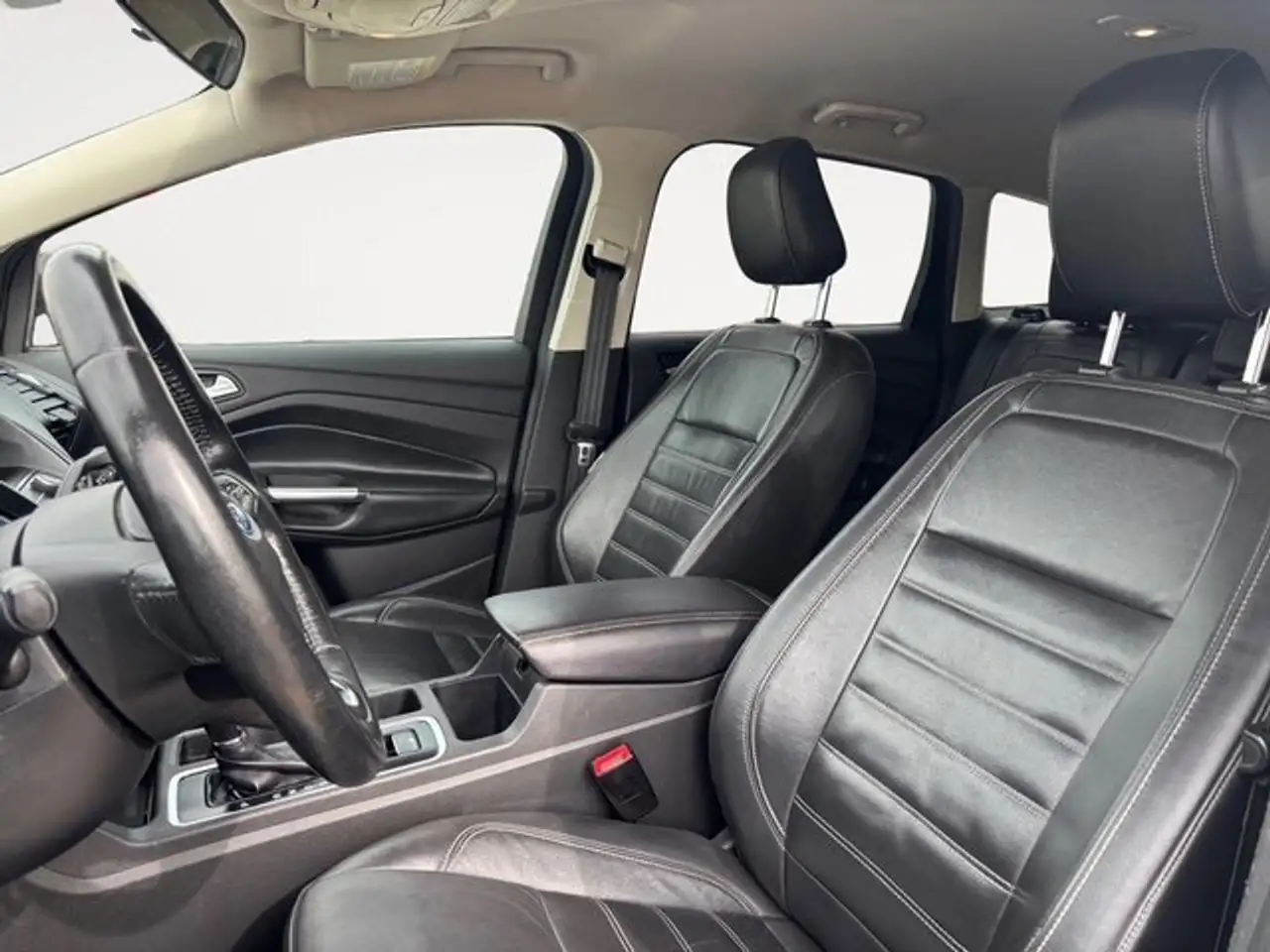 Ford Escape снимка Ford Escape