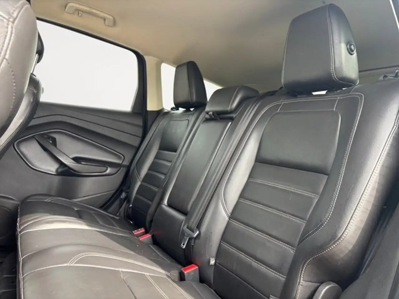 Ford Escape снимка Ford Escape