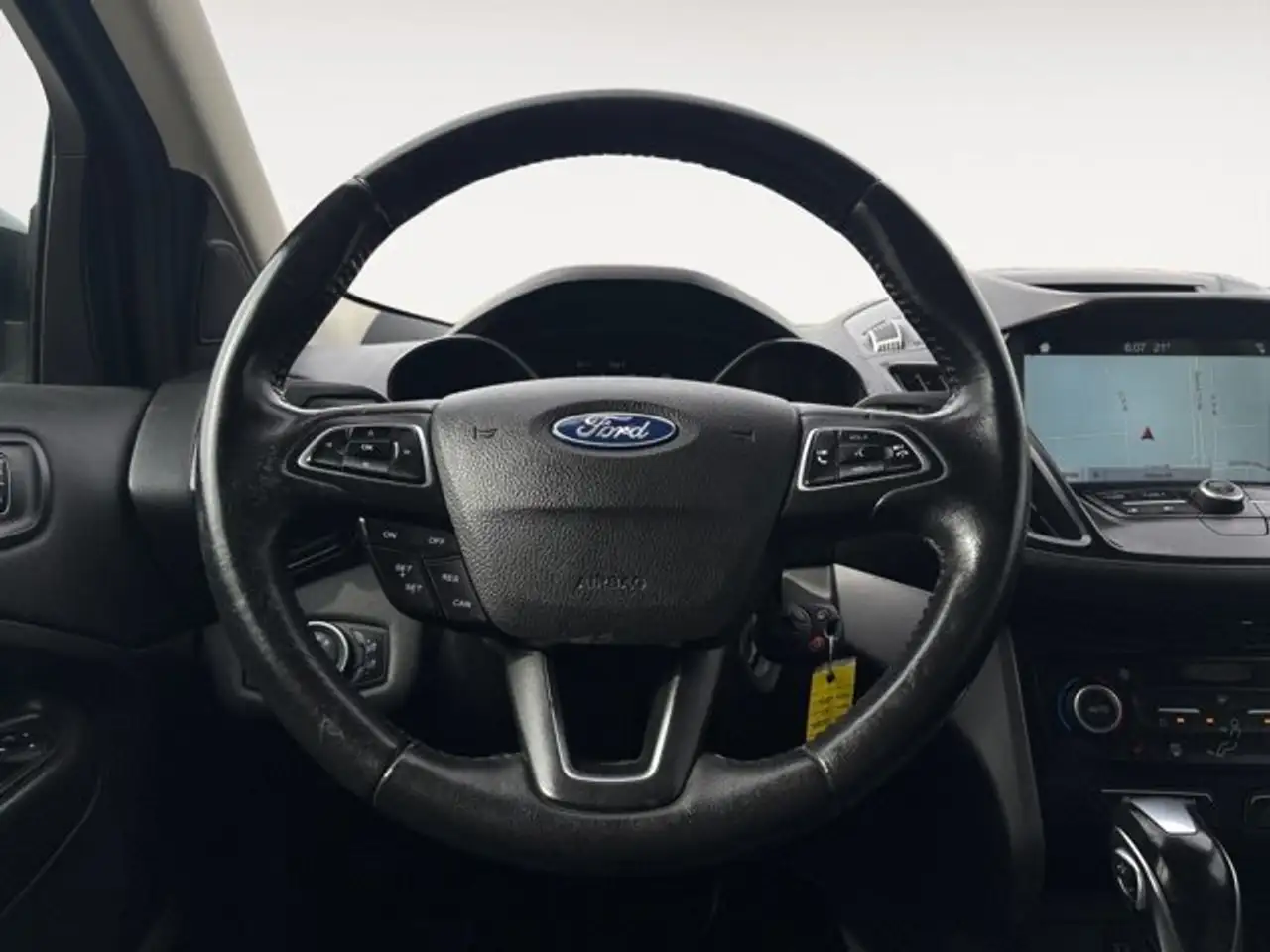 Ford Escape снимка Ford Escape