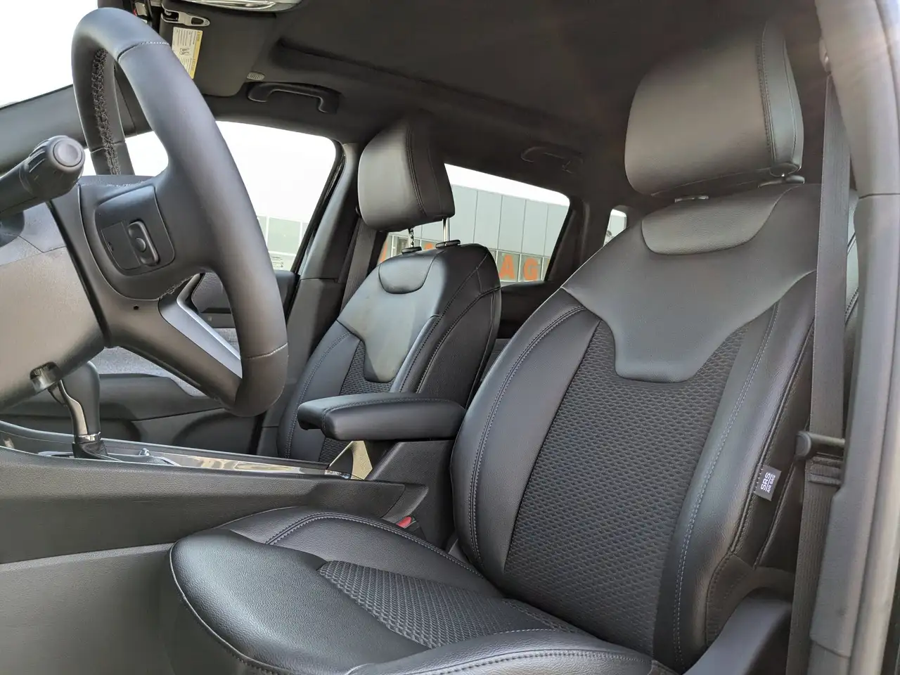 Jeep Compass снимка Jeep Compass