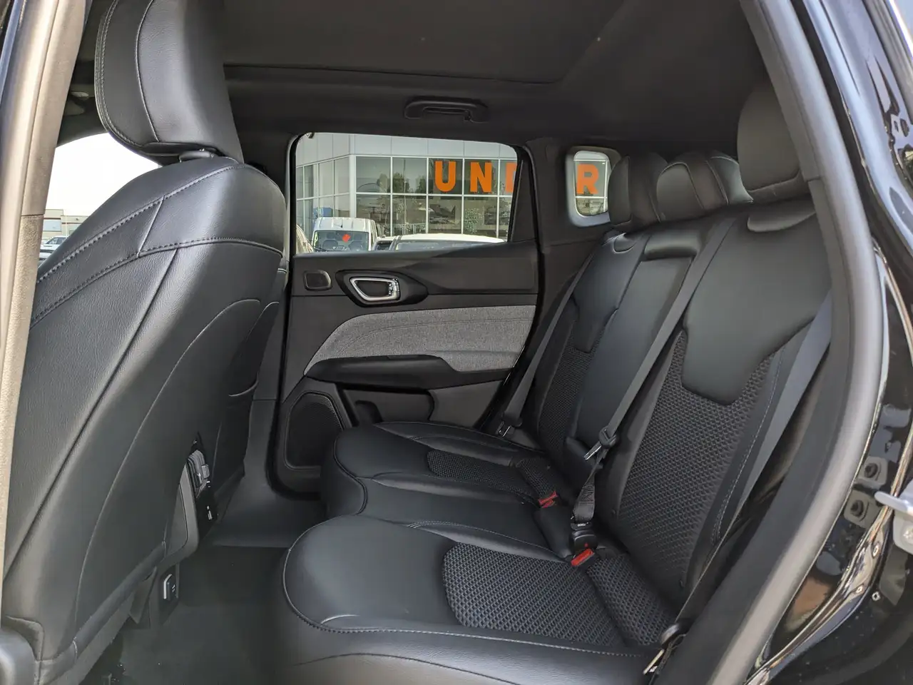 Jeep Compass снимка Jeep Compass