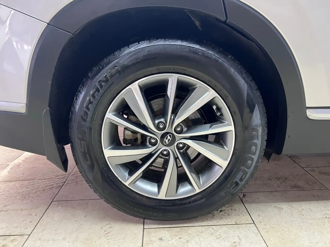 Hyundai SANTA FE снимка Hyundai SANTA FE