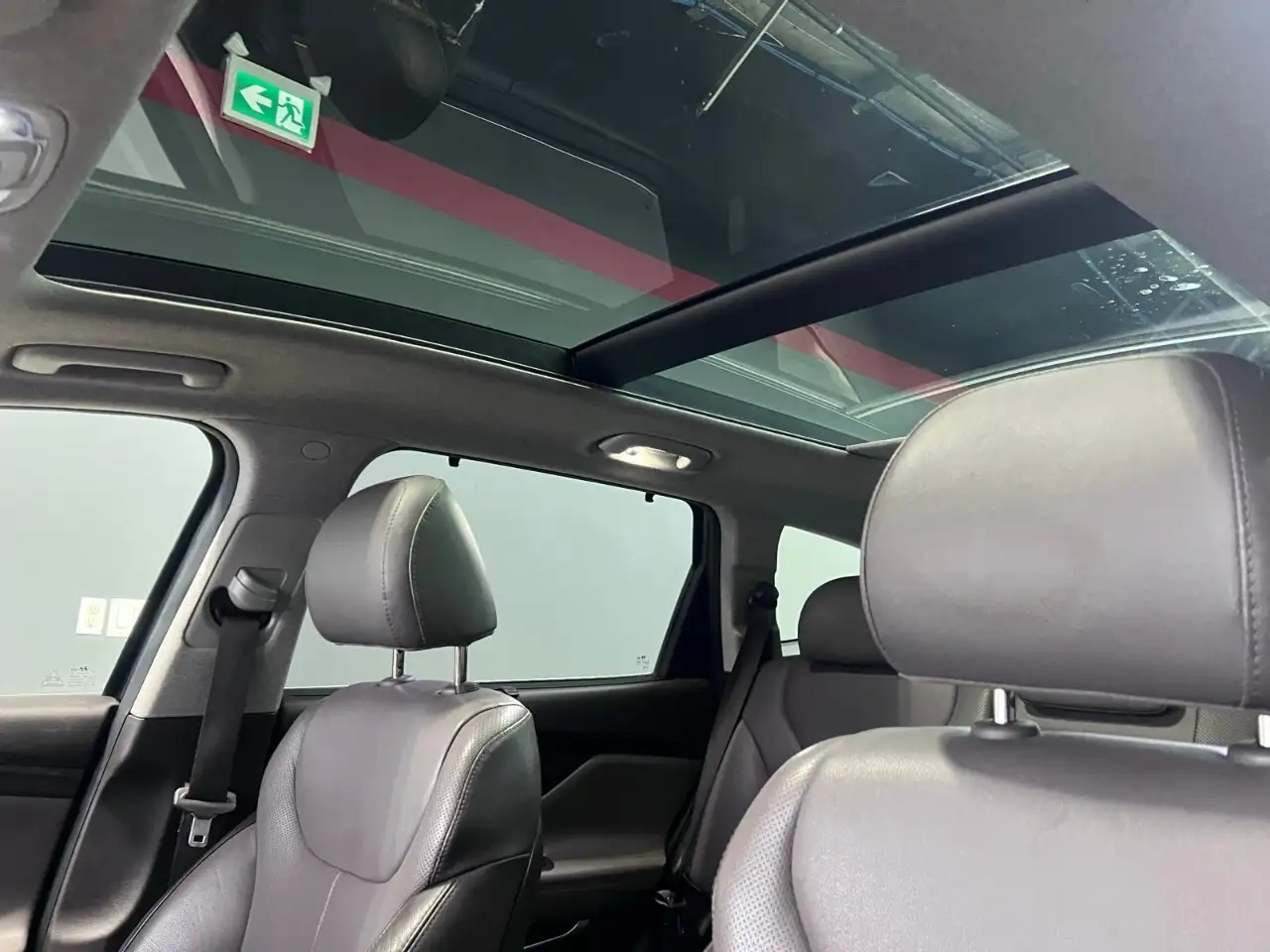 Hyundai SANTA FE снимка Hyundai SANTA FE