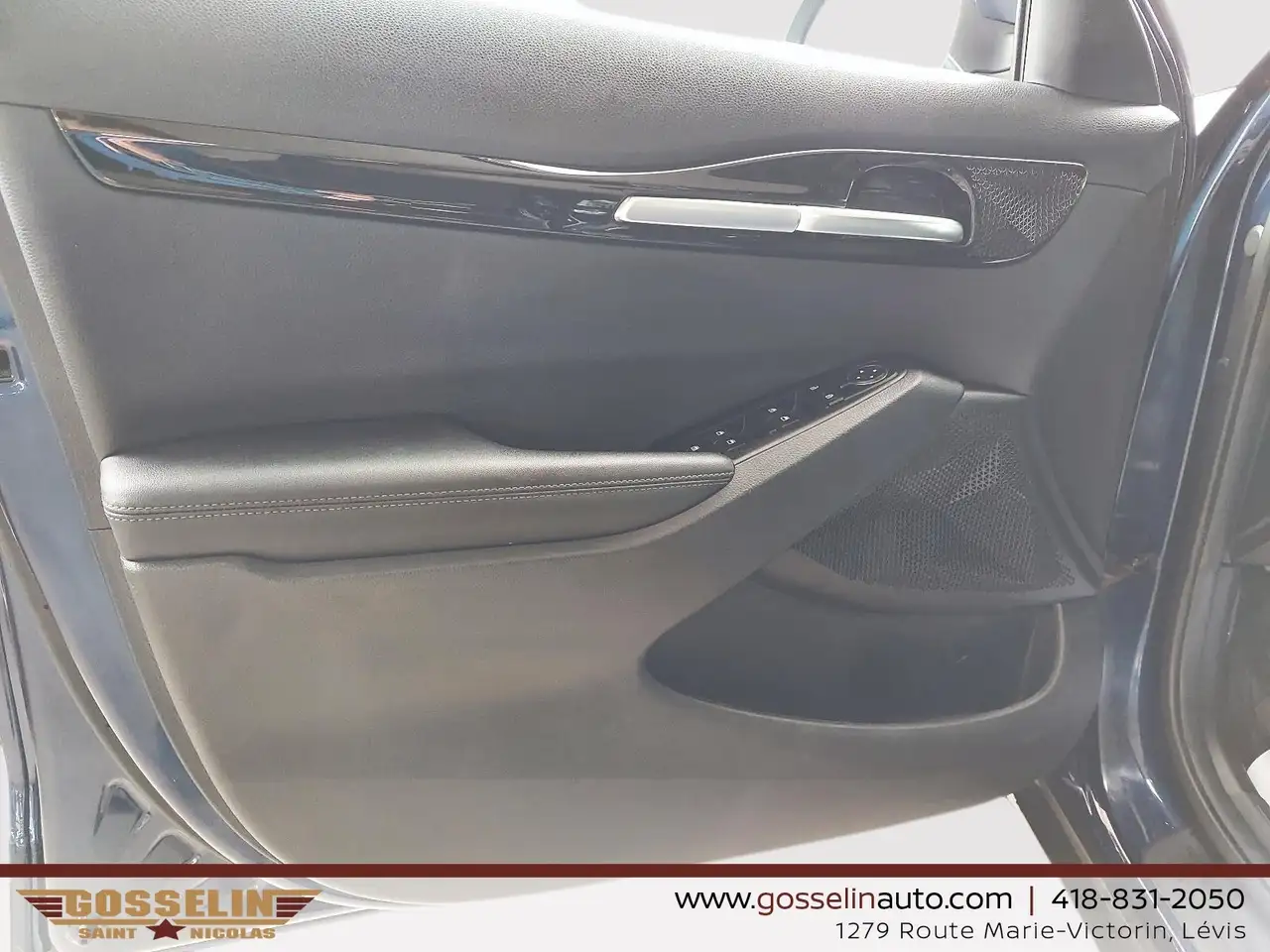 Kia Seltos снимка Kia Seltos