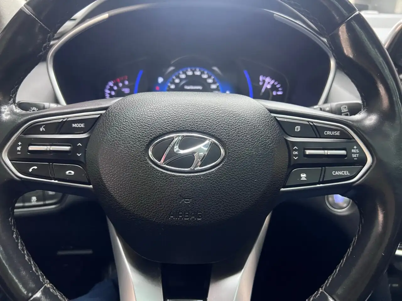 Hyundai SANTA FE снимка Hyundai SANTA FE