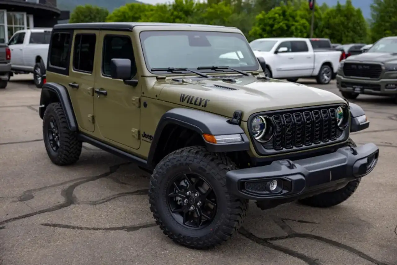 Jeep Wrangler снимка Jeep Wrangler
