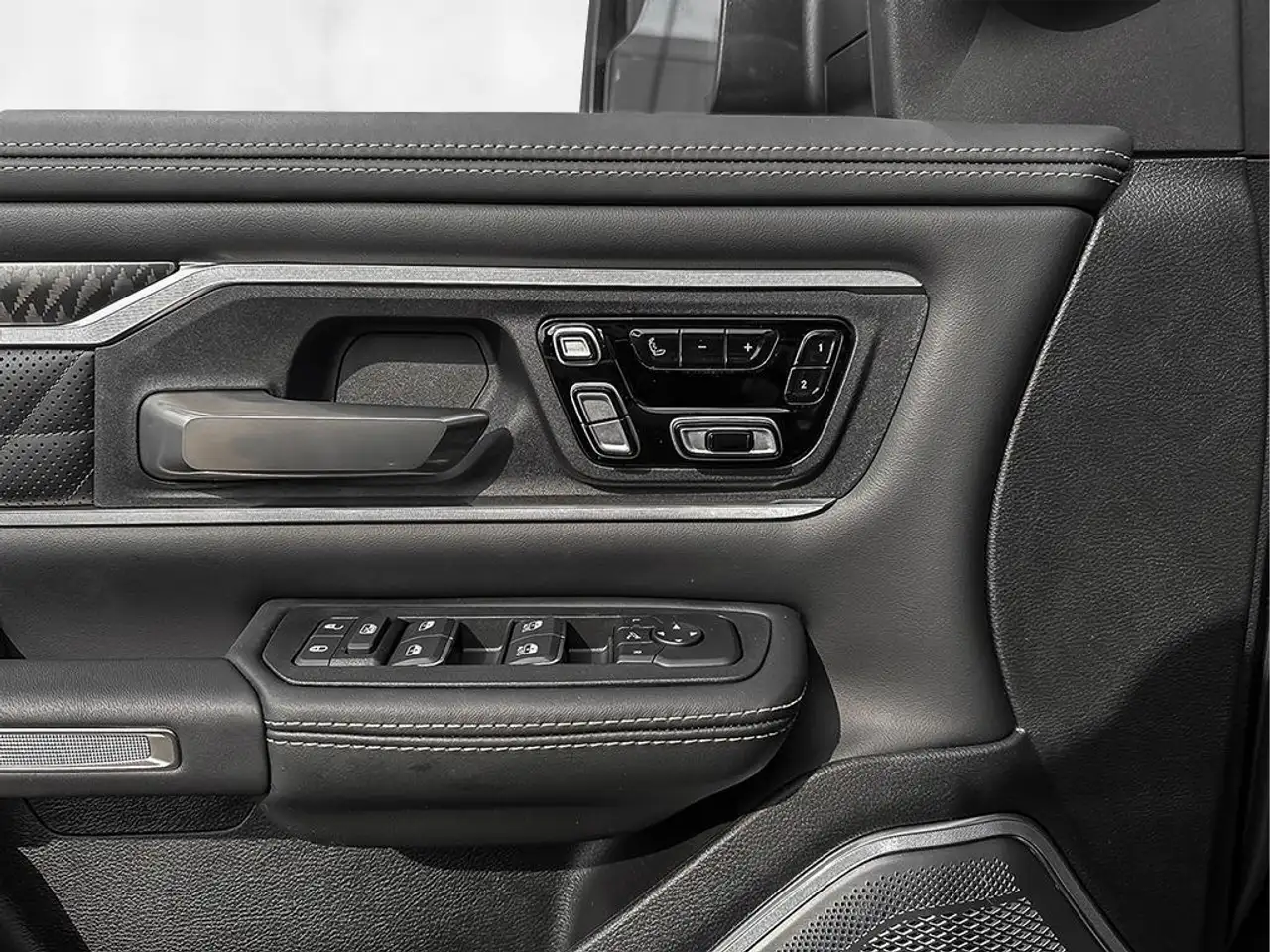 RAM 1500 photo RAM 1500