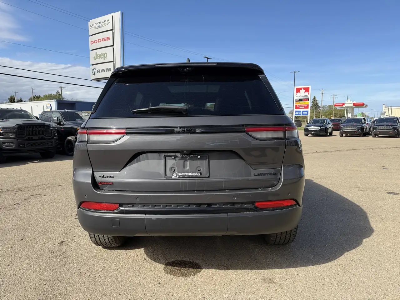 Jeep Grand Cherokee снимка Jeep Grand Cherokee