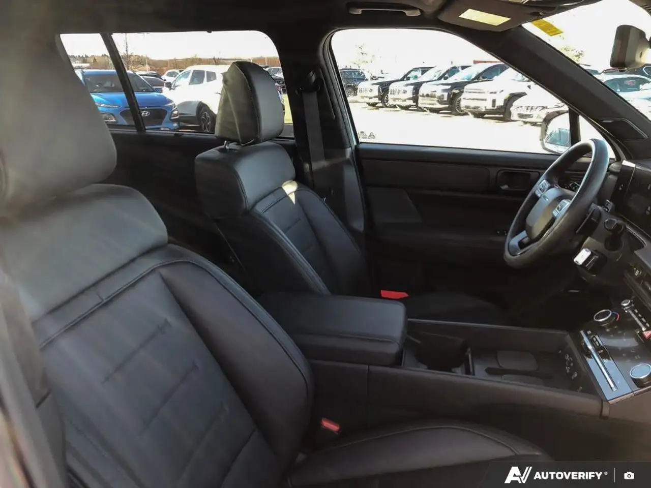 Hyundai SANTA FE снимка Hyundai SANTA FE