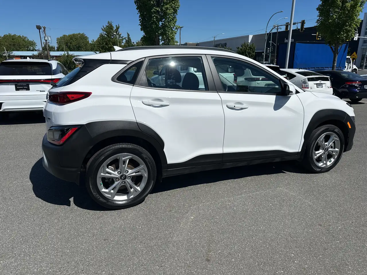 Hyundai KONA photo Hyundai KONA