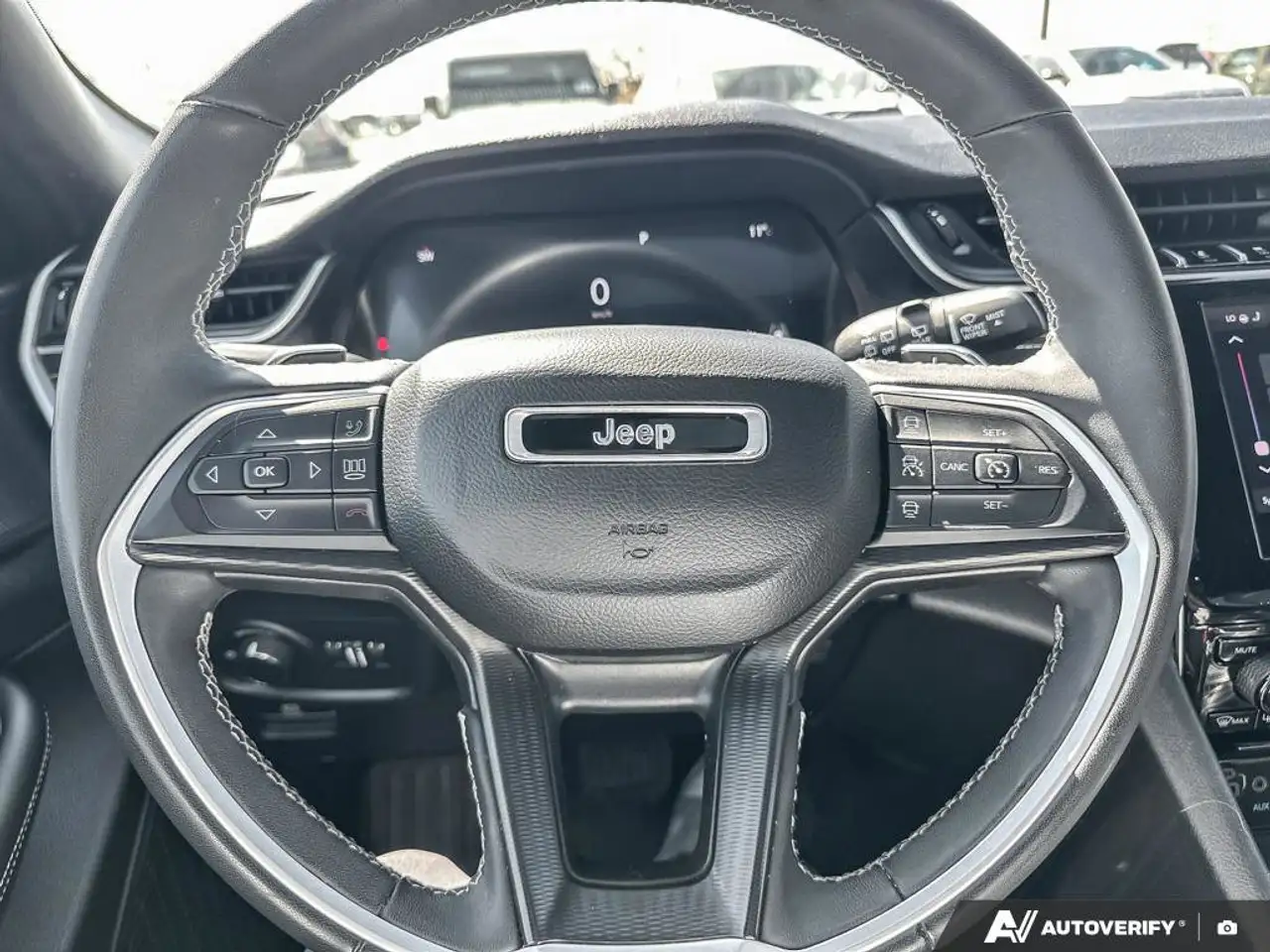 Jeep Grand Cherokee photo Jeep Grand Cherokee