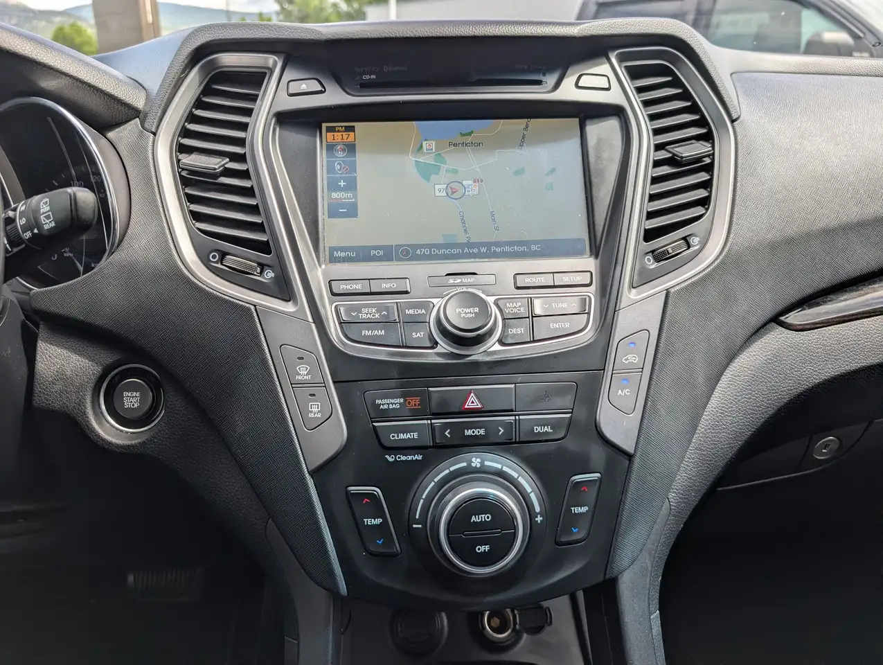 Hyundai SANTA FE снимка Hyundai SANTA FE