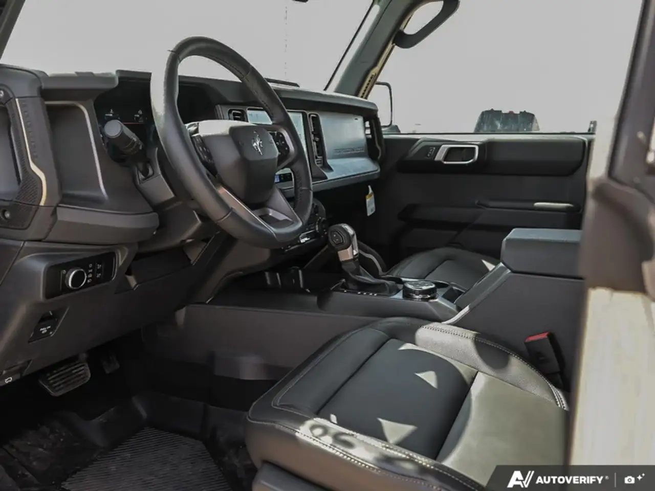 Ford Bronco снимка Ford Bronco