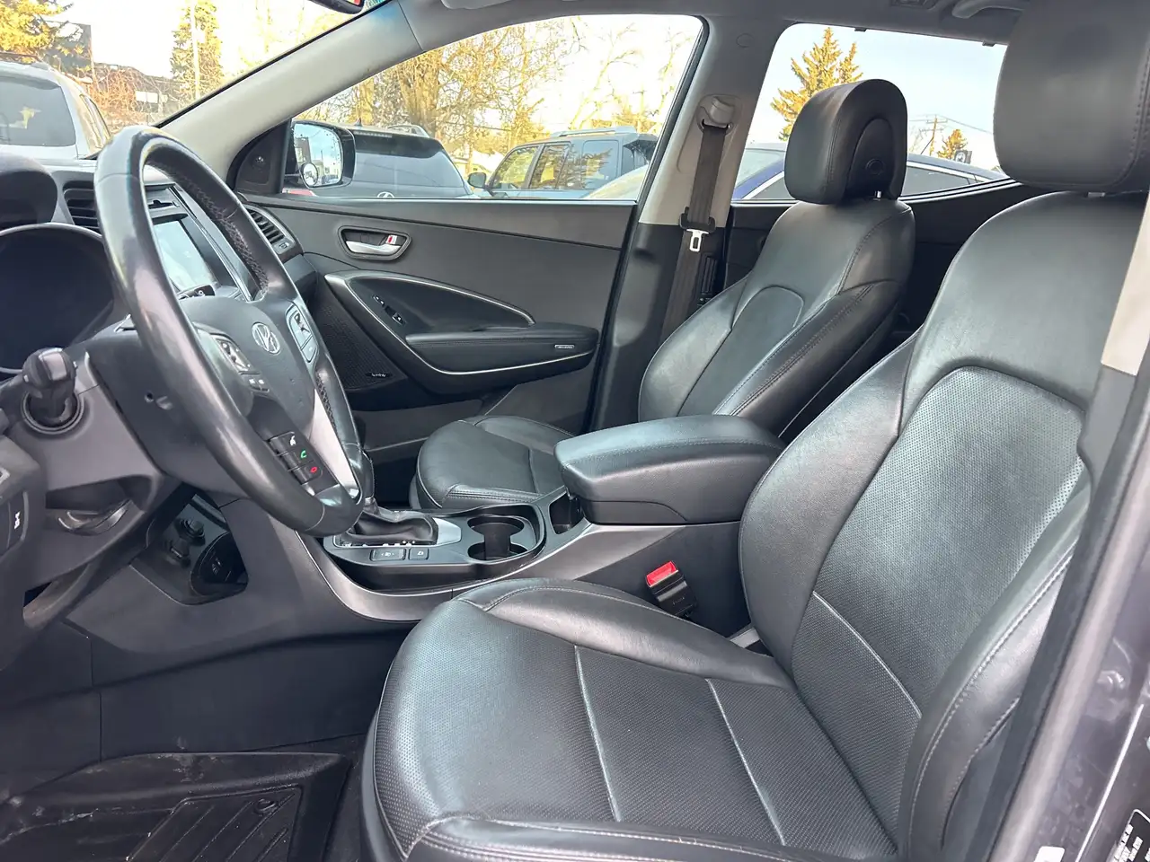 Hyundai SANTA FE снимка Hyundai SANTA FE