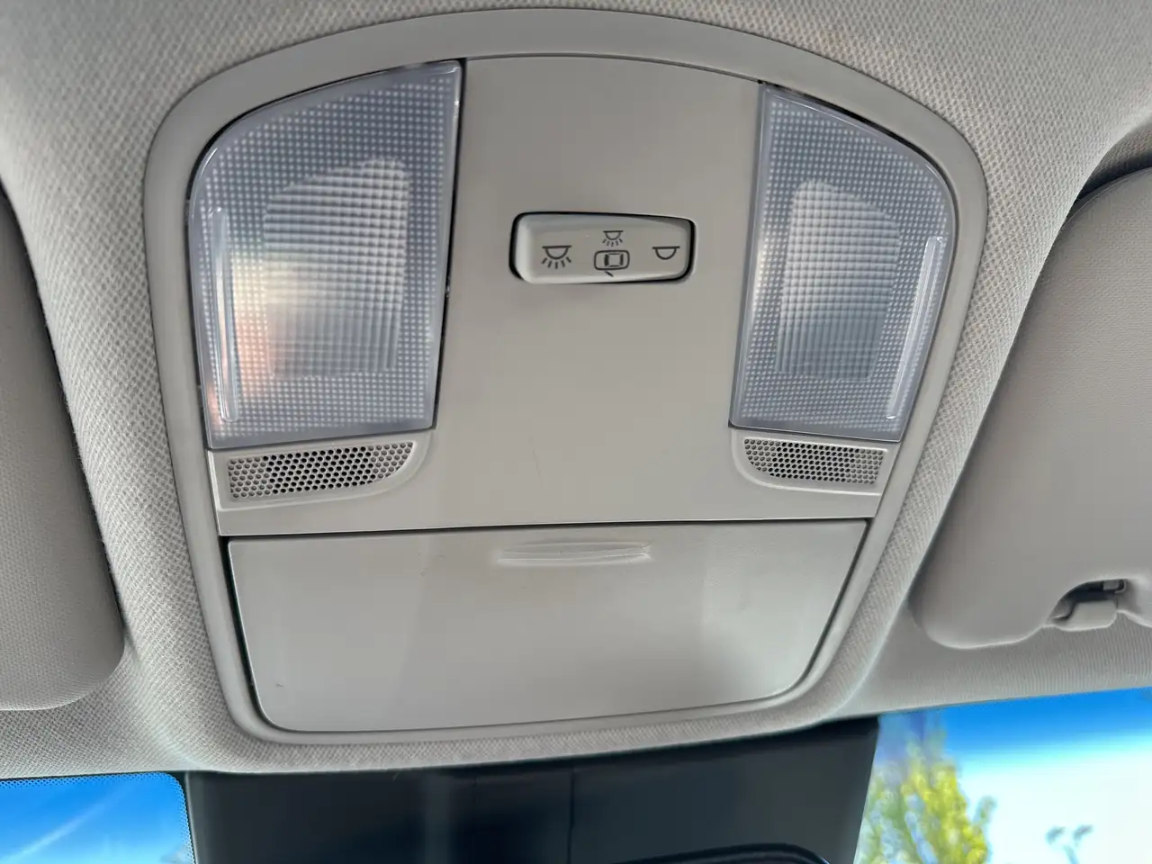 Hyundai KONA photo Hyundai KONA