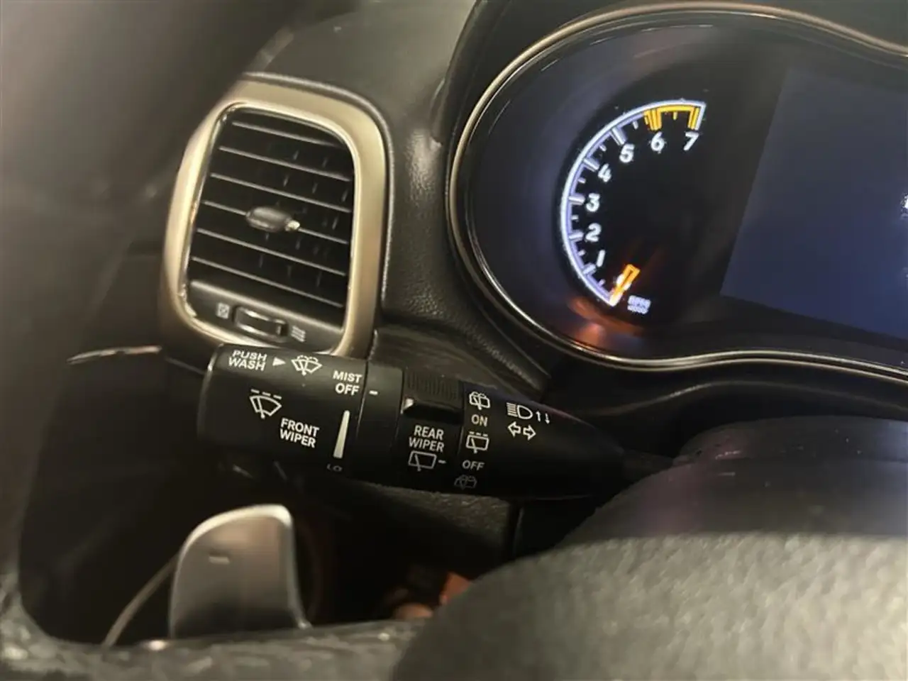 Jeep Grand Cherokee photo Jeep Grand Cherokee