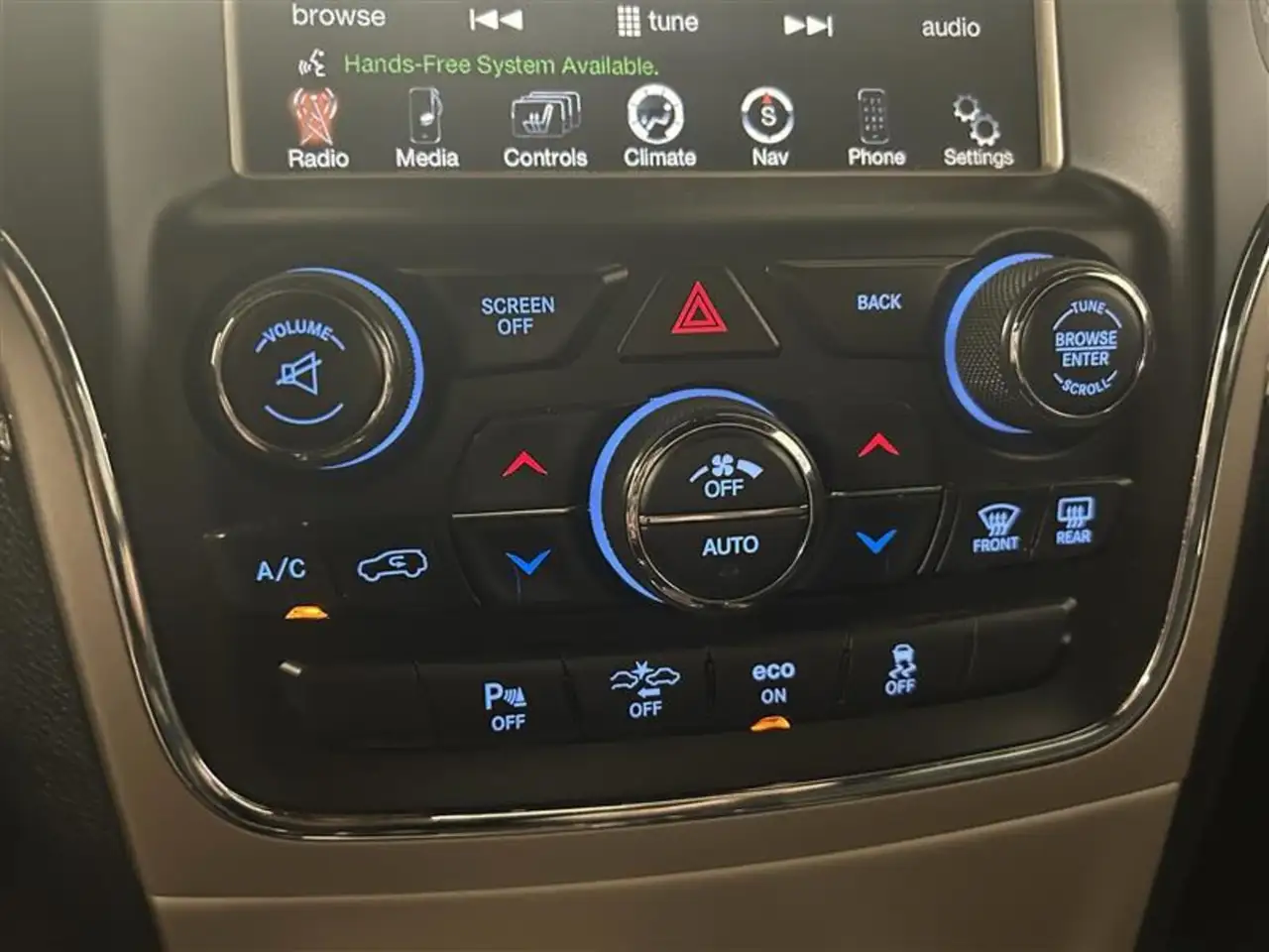 Jeep Grand Cherokee photo Jeep Grand Cherokee