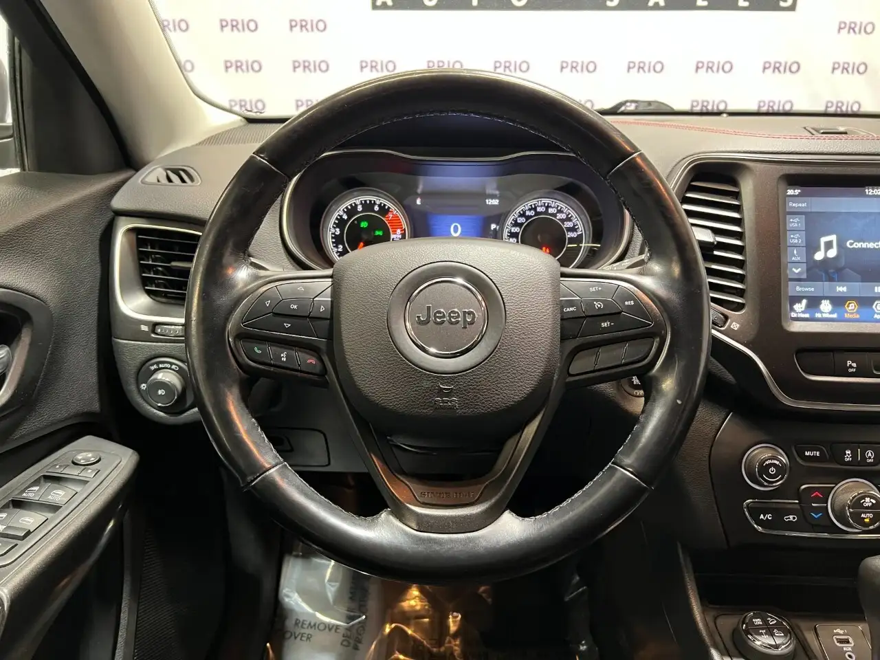 Jeep Cherokee photo Jeep Cherokee