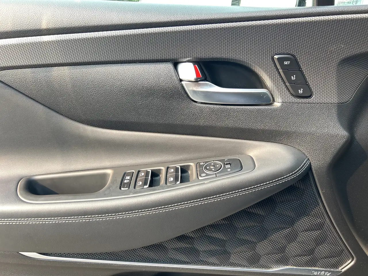 Hyundai SANTA FE снимка Hyundai SANTA FE