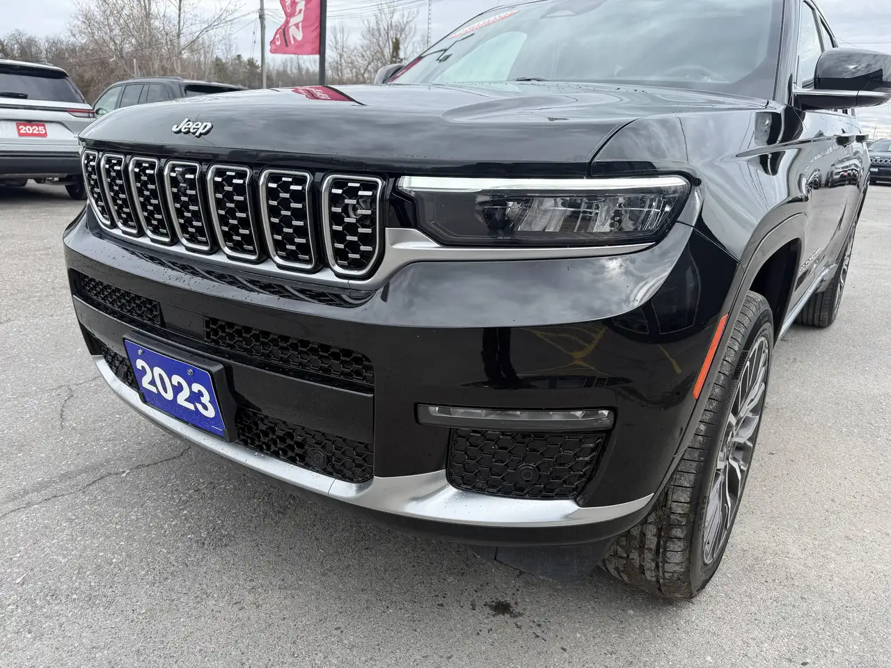Jeep Grand Cherokee снимка Jeep Grand Cherokee