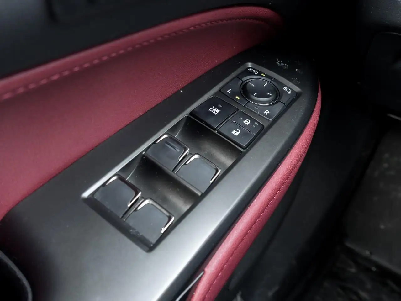 Lexus NX fotografie Lexus NX