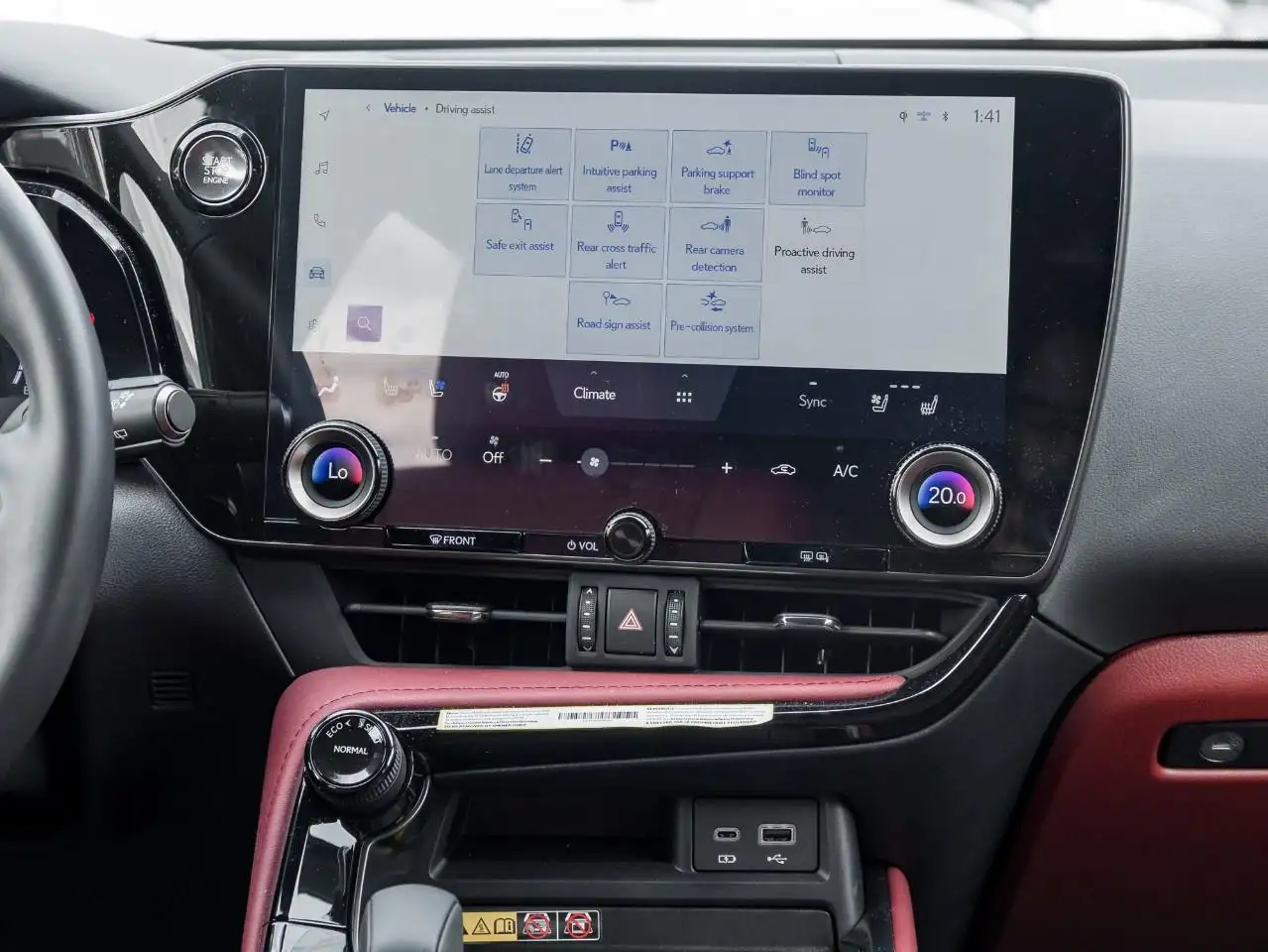 Lexus NX fotografie Lexus NX