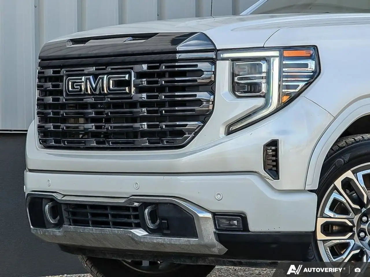 GMC Sierra 1500 снимка GMC Sierra 1500