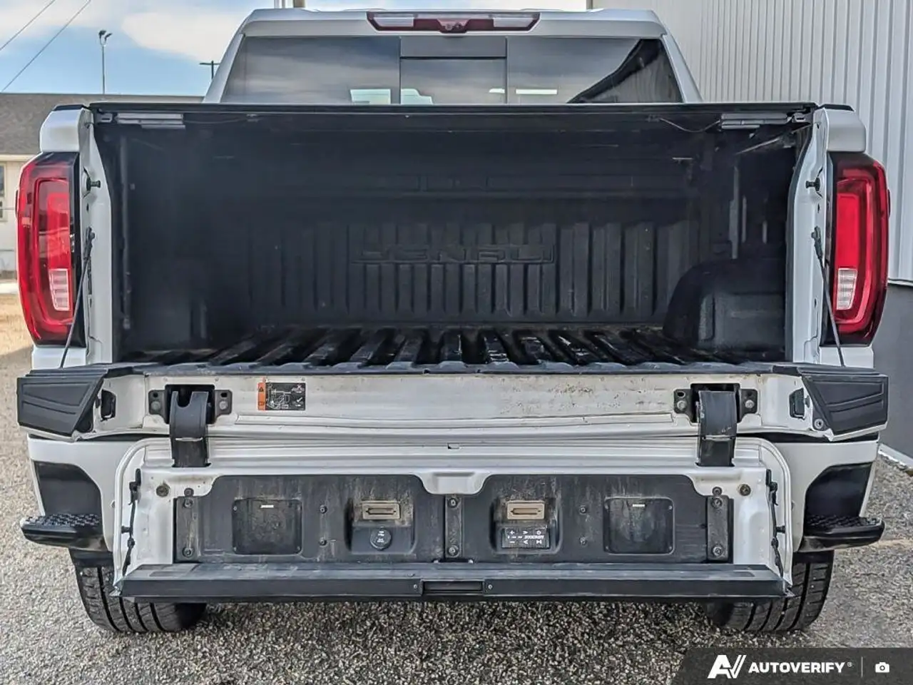 GMC Sierra 1500 снимка GMC Sierra 1500