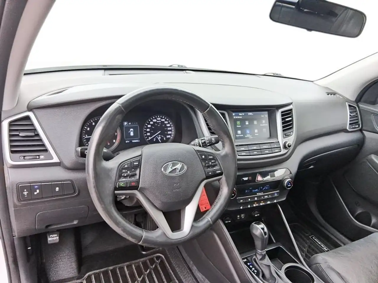 Hyundai TUCSON снимка Hyundai TUCSON