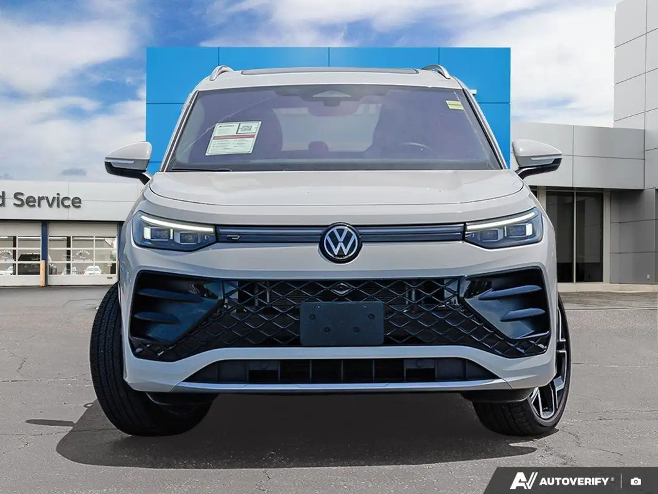 Volkswagen Tiguan photo Volkswagen Tiguan