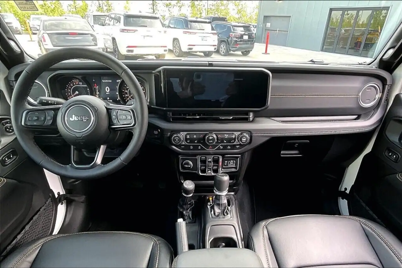 Jeep Gladiator снимка Jeep Gladiator