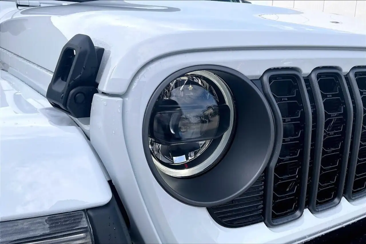 Jeep Gladiator снимка Jeep Gladiator