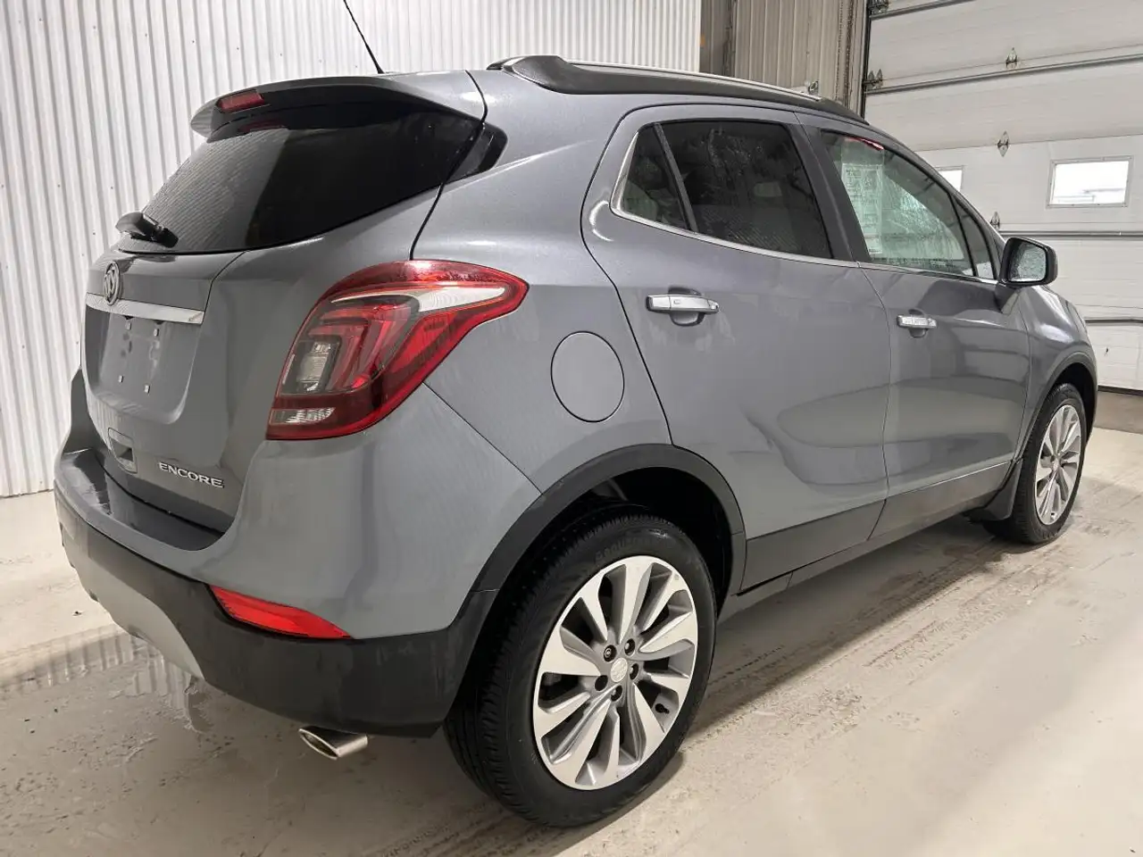 Buick Encore снимка Buick Encore