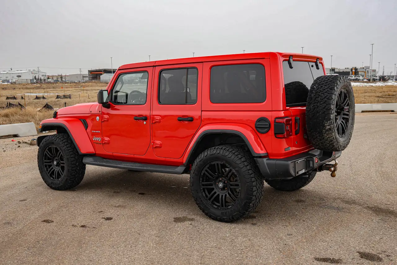 Jeep Wrangler photo Jeep Wrangler