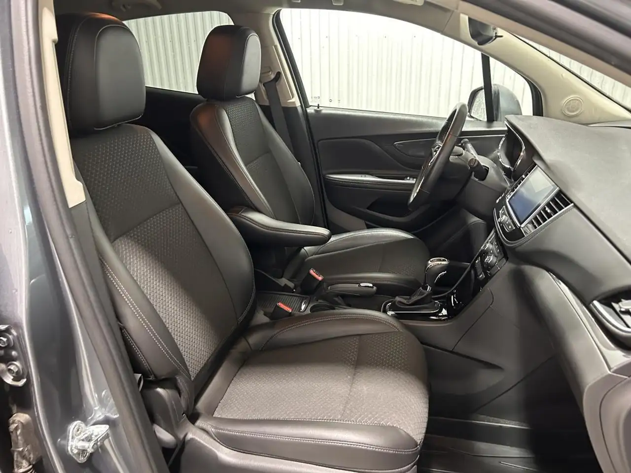 Buick Encore снимка Buick Encore