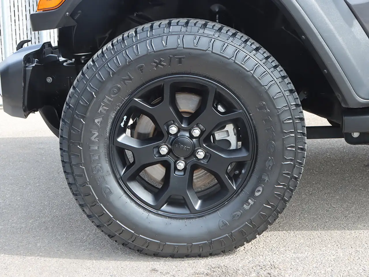 Jeep Wrangler photo Jeep Wrangler