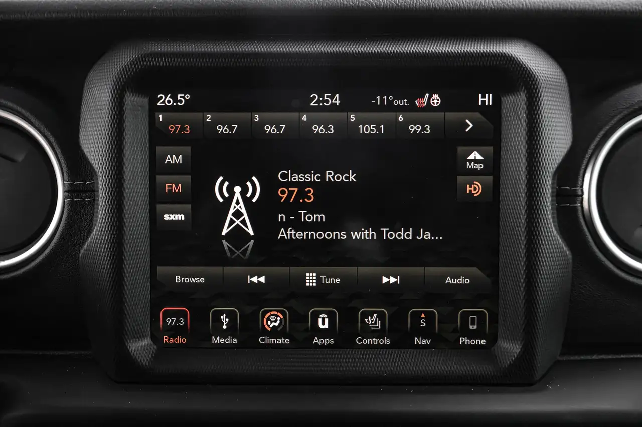 Jeep Wrangler photo Jeep Wrangler