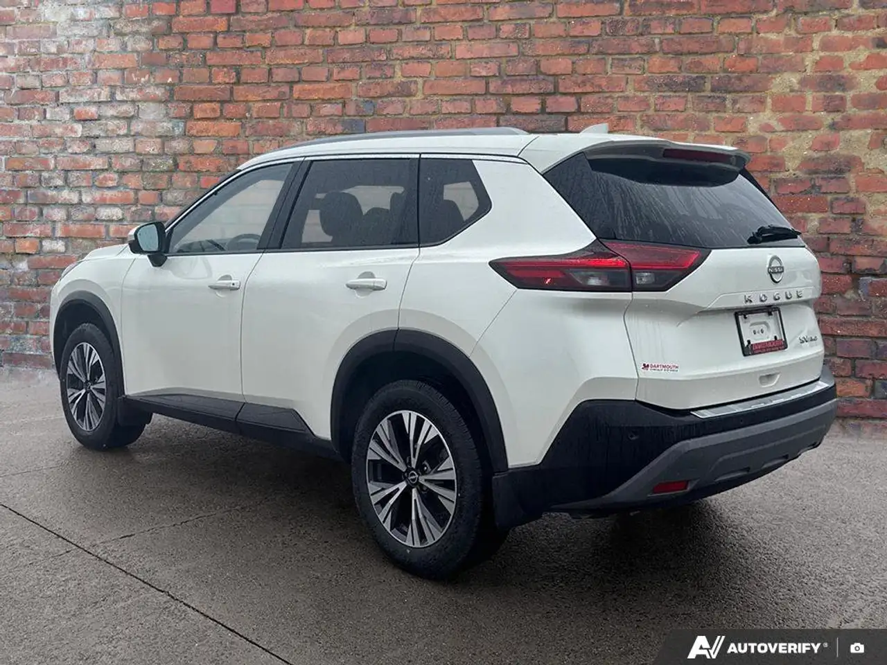 Nissan Rogue снимка Nissan Rogue