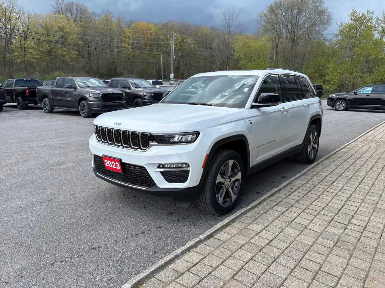 Jeep Grand Cherokee снимка Jeep Grand Cherokee