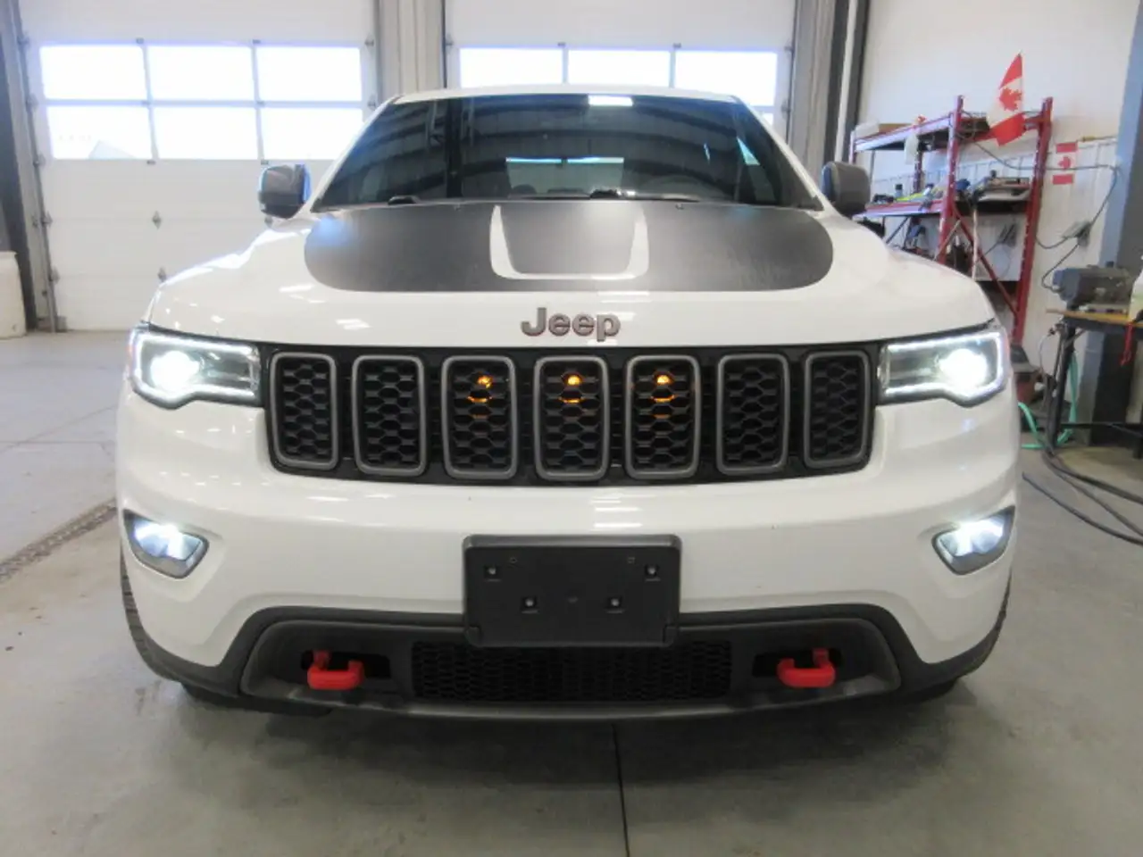 Jeep Grand Cherokee photo Jeep Grand Cherokee