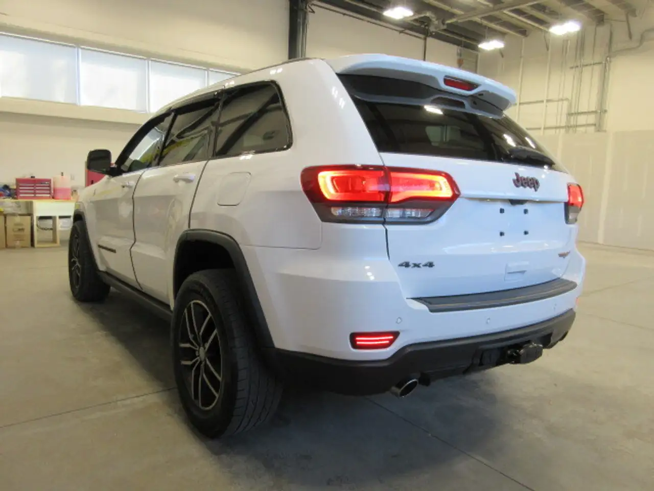 Jeep Grand Cherokee photo Jeep Grand Cherokee