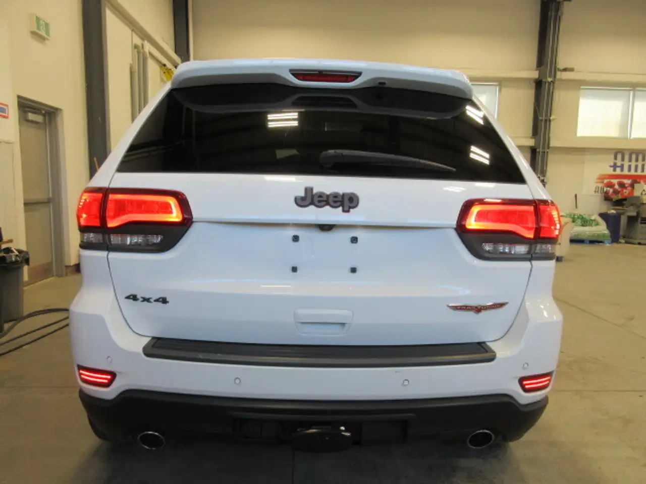 Jeep Grand Cherokee photo Jeep Grand Cherokee