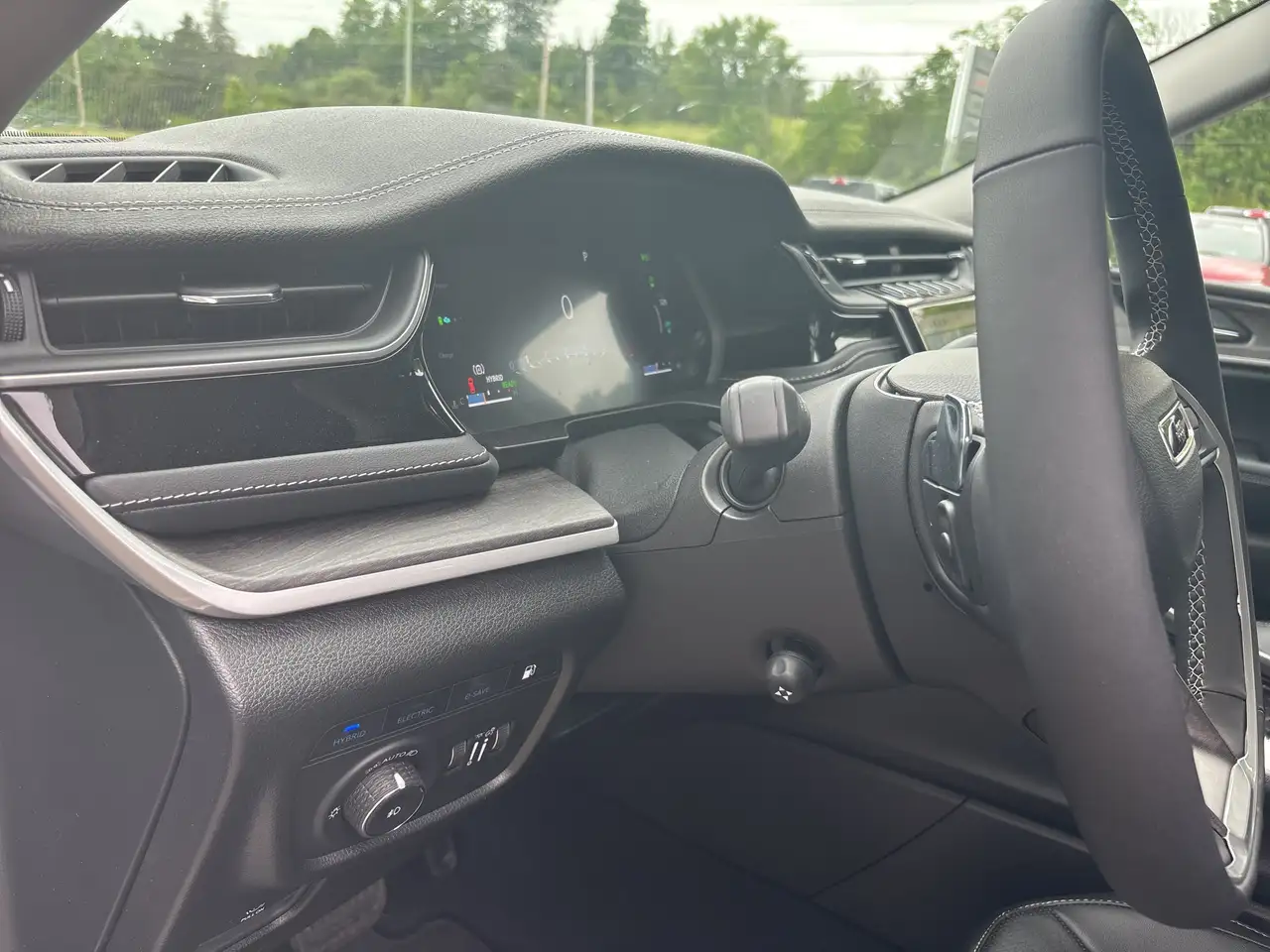 Jeep Grand Cherokee снимка Jeep Grand Cherokee