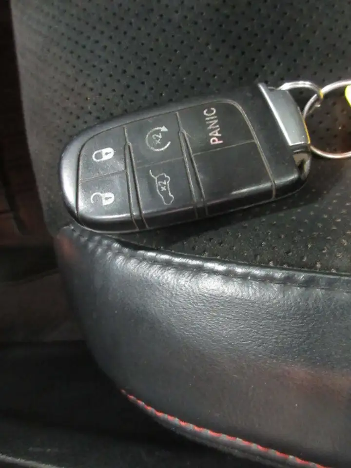 Jeep Grand Cherokee photo Jeep Grand Cherokee