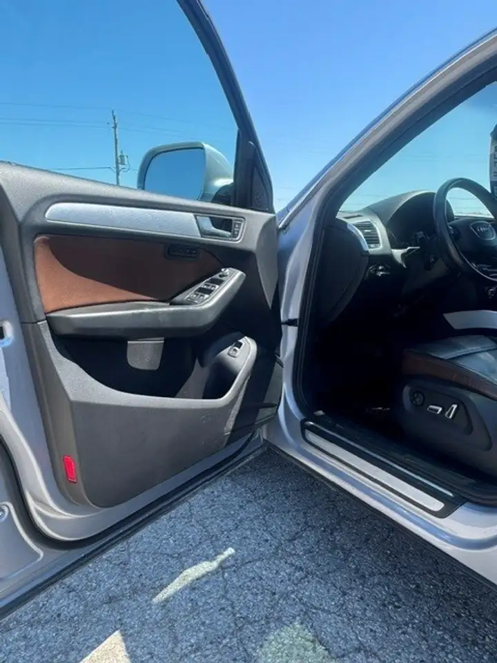 Audi Q5 снимка Audi Q5