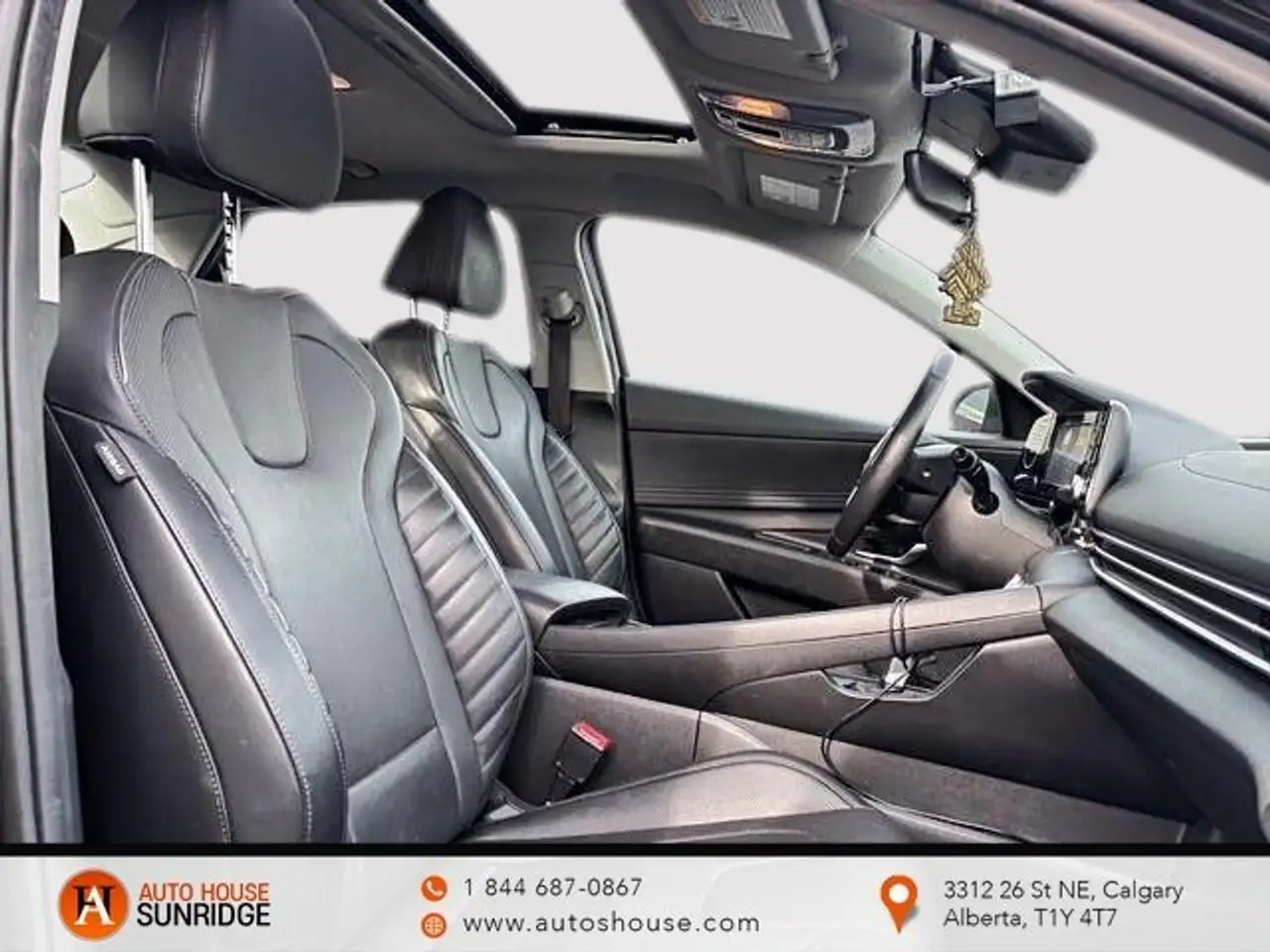 Hyundai ELANTRA fotografie Hyundai ELANTRA