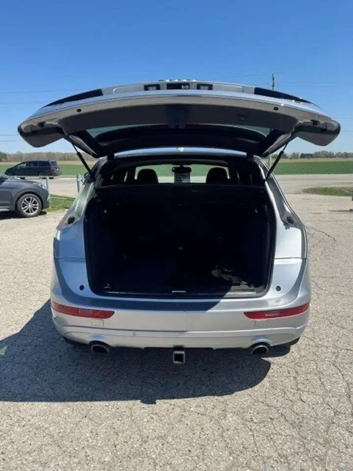 Audi Q5 снимка Audi Q5