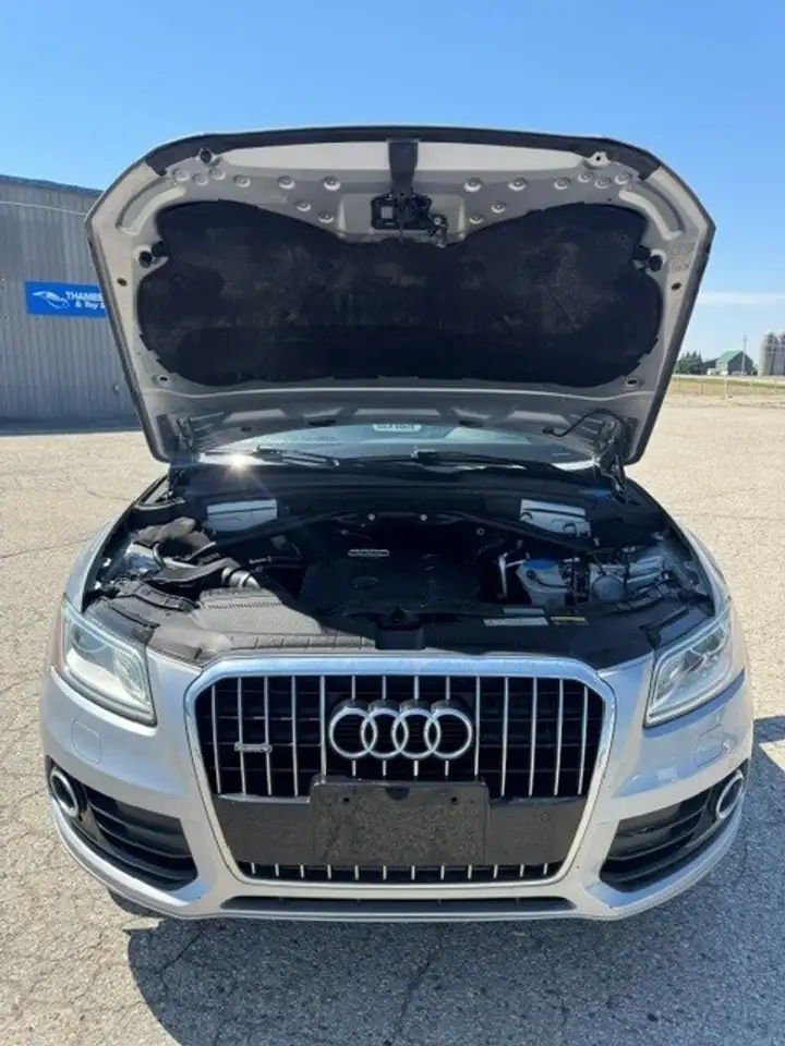 Audi Q5 снимка Audi Q5